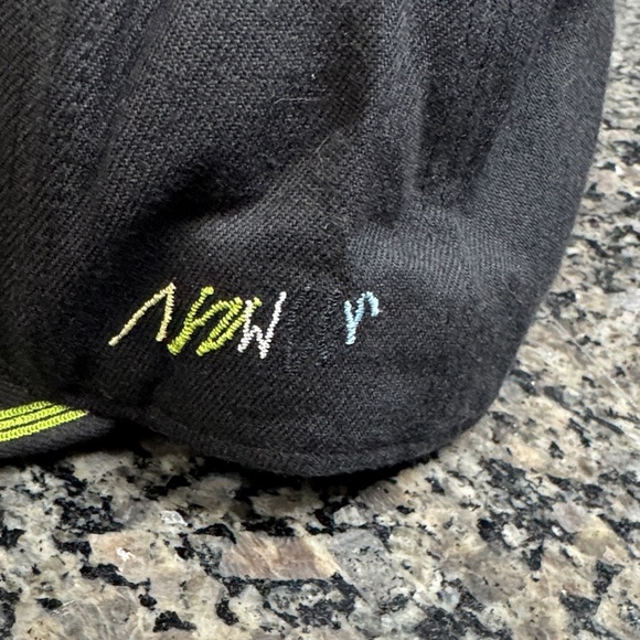 COOGI vintage Black Cap with Neon Green peacock Design EUC - Picture 3 of 12